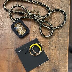 Marc by Marc Jacobs Gold and Black rings  size 7Chain Necklace with Pendant new